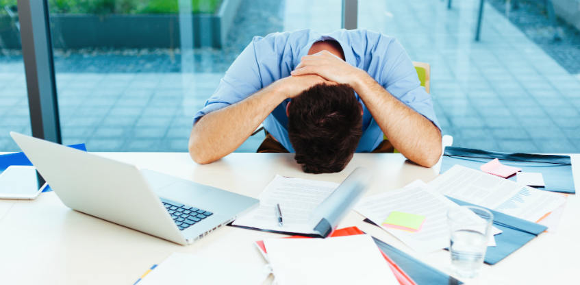 frustrated-at-work-w847